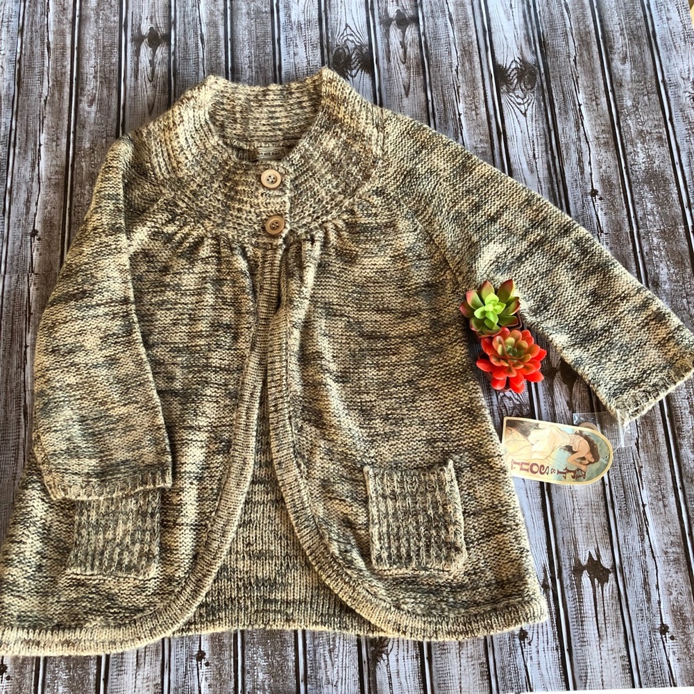 Art and Soul women’s sweater size L